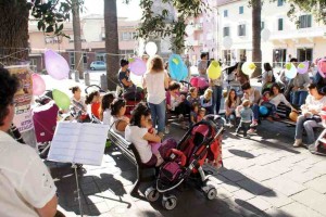 flash mob allattamento