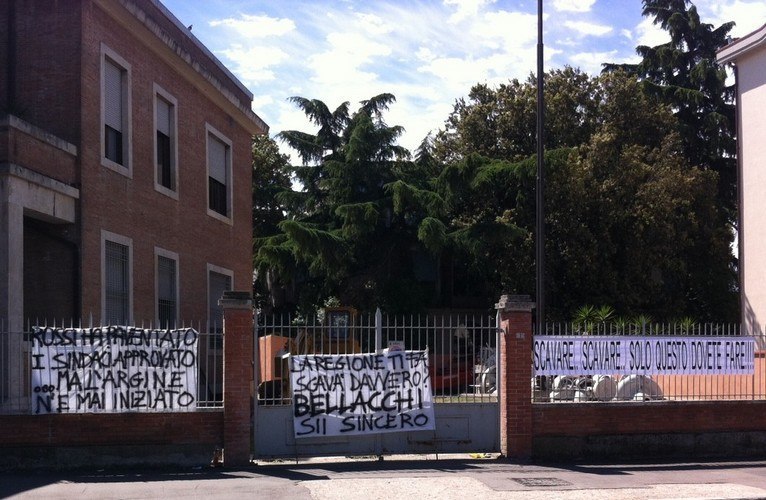 striscioni protesta Albegna