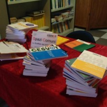 L'interno della biblioteca di Orbetello