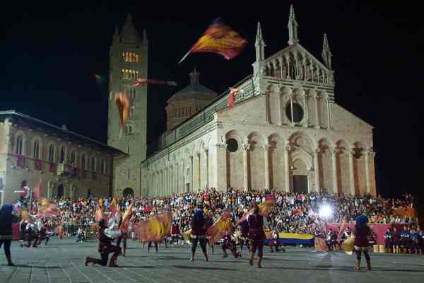 sbandieratori Massa Marittima