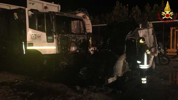 Incendio camion Grosseto