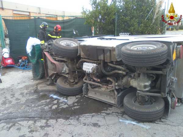 Incidente spazzatrice Follonica 2