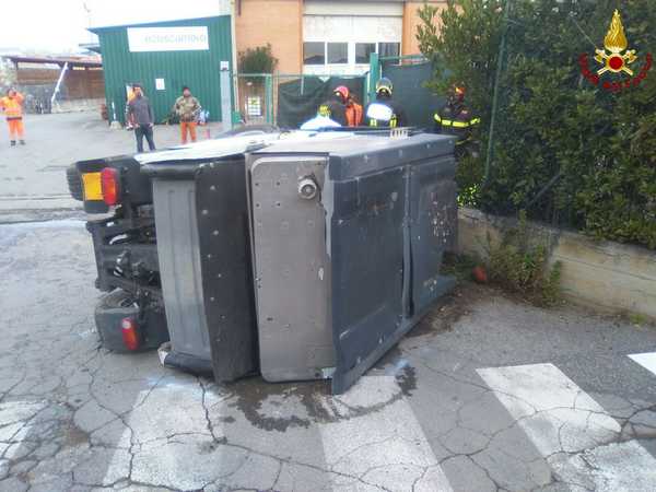 Incidente spazzatrice Follonica